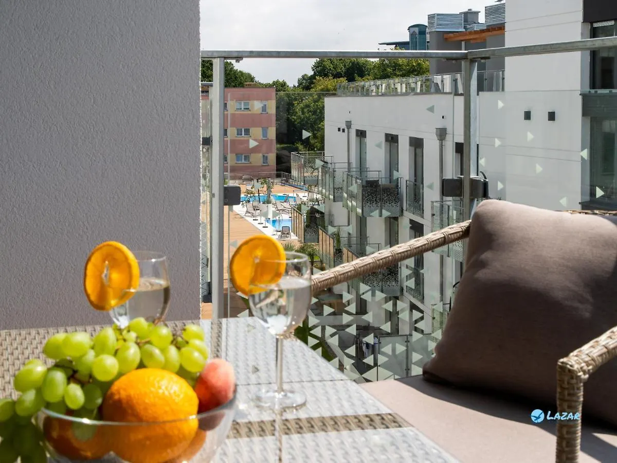 Lazar Apartamenty Nadmorskie Tarasy Kolobrzeg Apartment